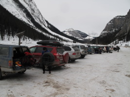 Busy parking lot, unbelievable for a Thursday!
