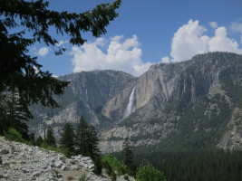 What a beautiful day in the valley! Yosemite Falls is ripping...