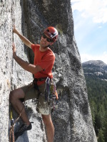 Starting up the crux pitch, 5.10d