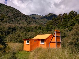 Old Cedar Flat hut