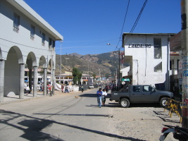 The streets of Huaraz