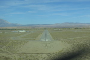 Landing in Bishop, runway 30