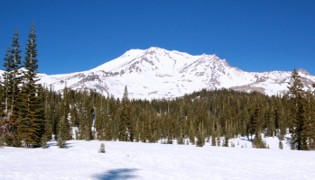 Mt Shasta, 4,322m (14,179 ft)