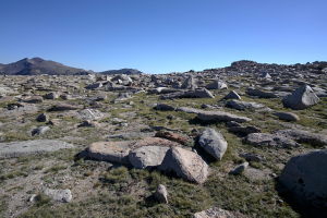 This is the end of the plateau, and where the top of the pillar is - though you can't tell, literally until you walk to the edge. Elevation 11,500'.