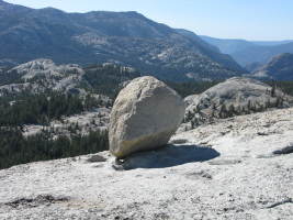 spooky belay boulder