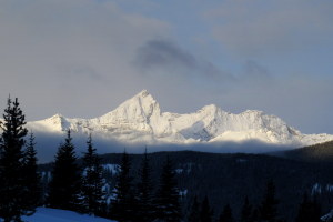 Beautiful morning in Kananaskis. Taken from the parking lot!