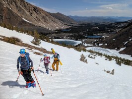Black Mountain family ski at Virginia Lakes Black Mountain family ski at Virginia Lakes